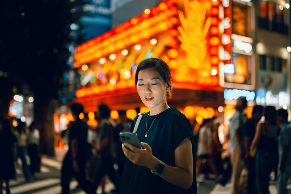 Official Bluetooth image for real-world proximity and location applications