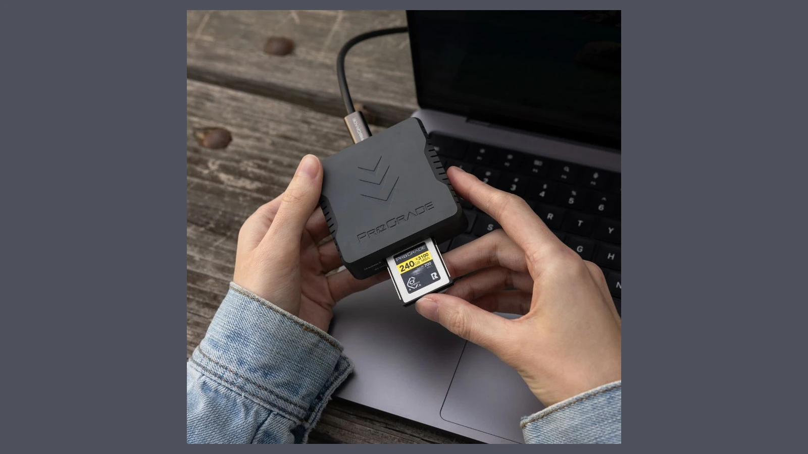 ProGrade Digital dual-slot memory card reader