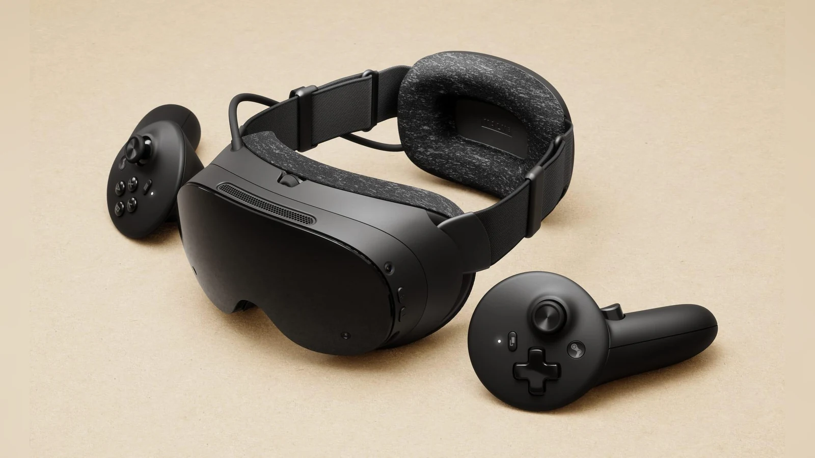 Valve Steam Frame headset and two controllers